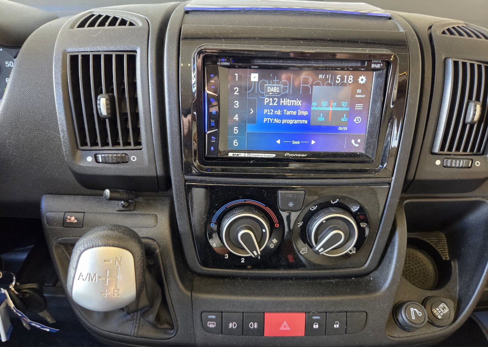 Adria Sonic I 700 ST – Camping-car intégral – Image 22