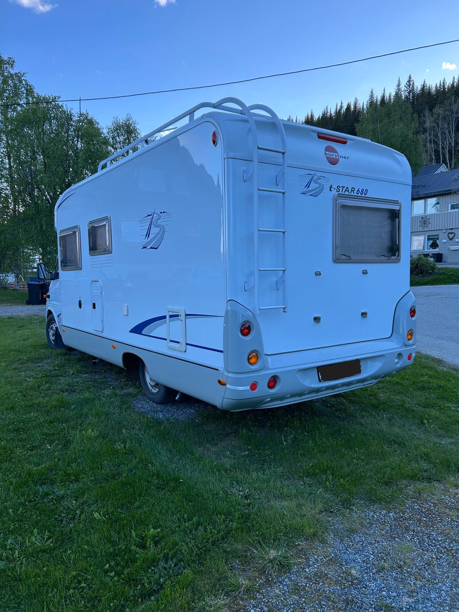 Bürstner T-Star 680 – Camping-car semi-intégré Mercedes – Image 4