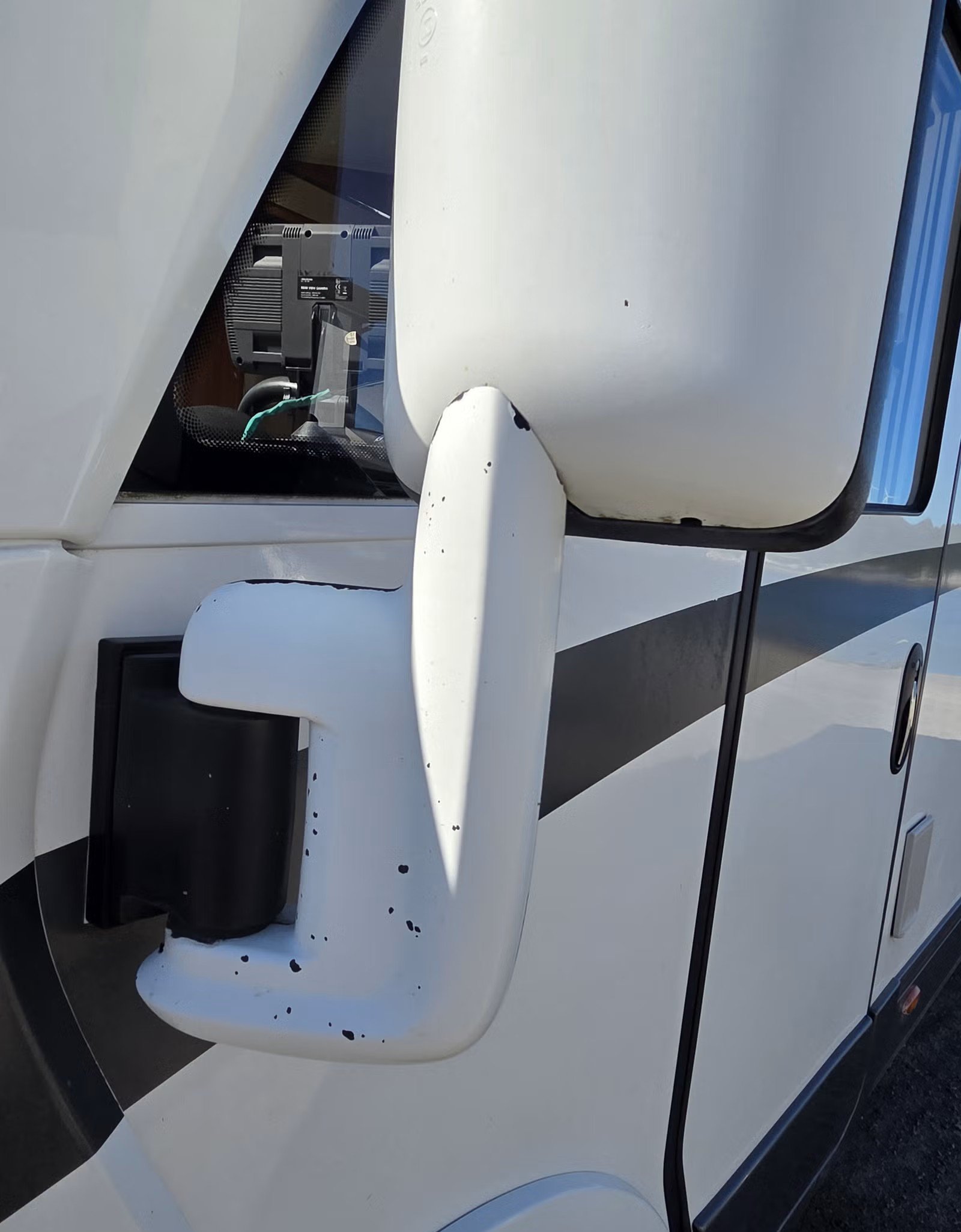 Adria Sonic I 700 ST – Camping-car intégral – Image 14