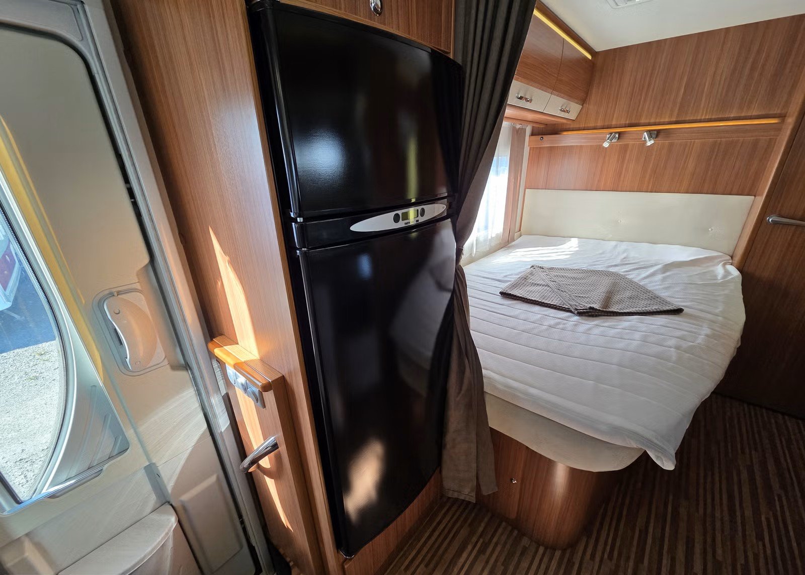 Adria Sonic I 700 ST – Camping-car intégral – Image 33