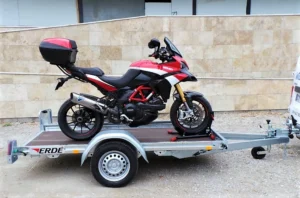 Porte-motos 2,50m x 1,30m 750 kg ERDE